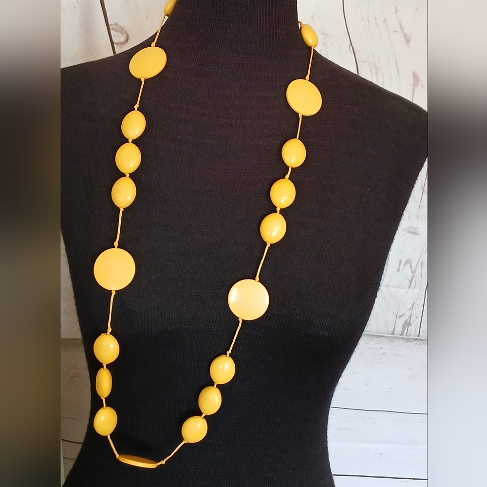 Vintage Yellow Beaded Necklace 39 Inches Long